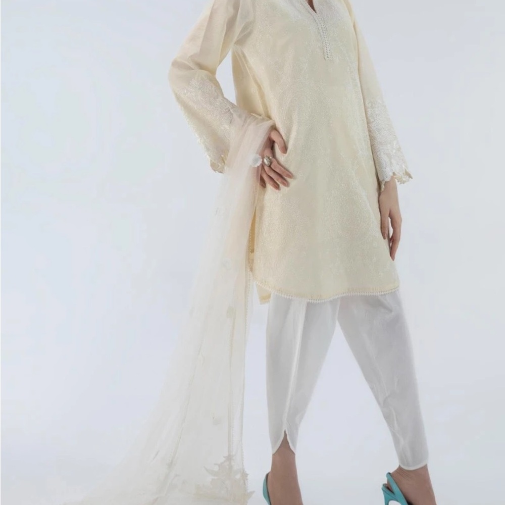 Elegant Cream Kurta with dupatta